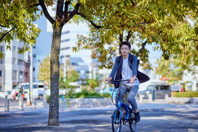 自転車　男性